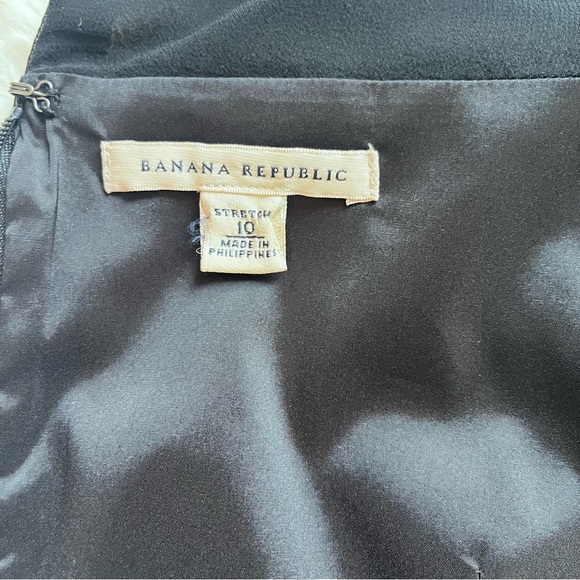 Banana Republic Wool/Silk Classic Shift Dress Size 10 - Picture 5 of 9